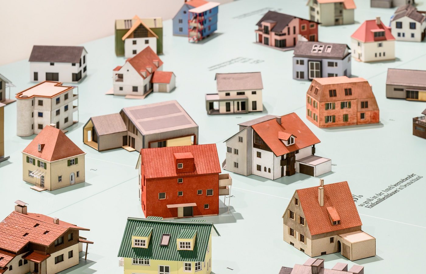 DAM_Suburbia_Ausstellung_MoritzBernoully_41